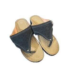 Black Gold Thong Suede-Feel Perforated Wedge Sandals Women’s EU 36 / US 6